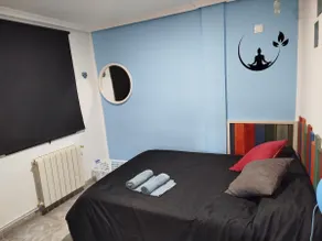 Belinda's apartment is very centrally located - Image 5