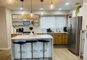 Beautiful House | 5 Bed | Private Hottub| Rec Room - Image 3