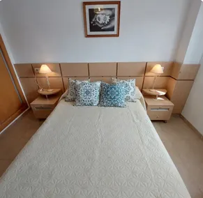 Oropesa: WiFi, terrace, beach, family rest - Image 5