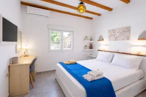 Family Ground 2BR Apartment w/ Patio • Near Beach - Image 3