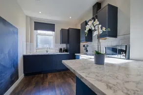 The White City Apartment - Image 2