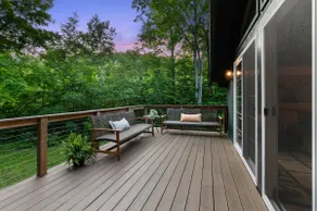 Summer Oasis: Fire Pit & Outdoor Movie Nights - Image 4