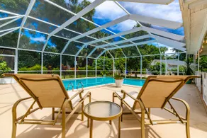 Resort like property+Heated pool+Guesthouse+3Kings - Image 3