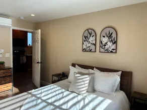 Charming Guest House - Image 2