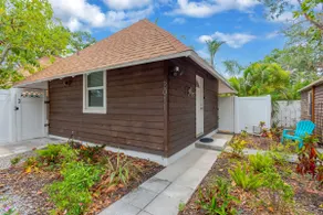 Cottage on Pinellas Bike Trail - Image 3