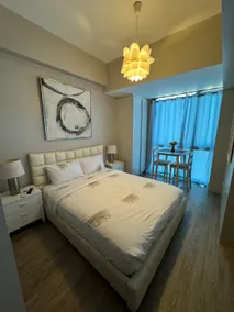 New Cozy Condo in Eastwood - Image 2