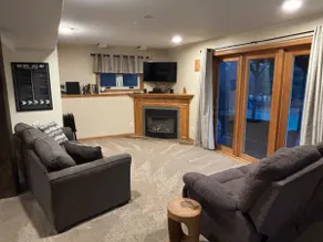 Entire Lower Level, Countryside Garden Suite - Image 2