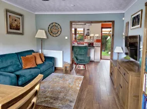 A cosy house near the city centre - Image 3