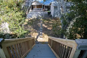 Walk to beach and sound, Pet Friendly Beach House - Image 5