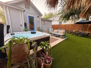 TexasCasita & Hot Tub - Image 2