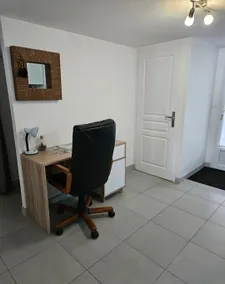 Homes - Image 5