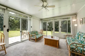 Family Friendly, Fenced Yard, Dogs Ok, Fire Pit - Image 3