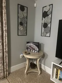 Cozy basement - Image 2