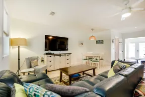 NUOVO! Cottage costiero w / Fire Pit + Patio By the Ocean - Image 5
