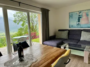 Bright flat close to the ski area - Image 5