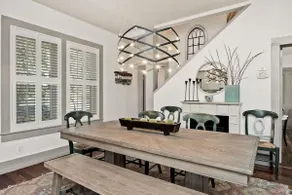 Healdsburg Plaza Gem-Hot Tub and Tastings Included - Image 4