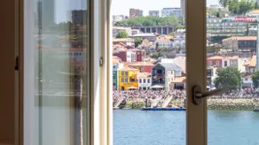 Oporto Home - River Front - Image 3