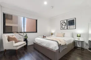 Ultimately located Modern City Apartment + Parking - Image 3