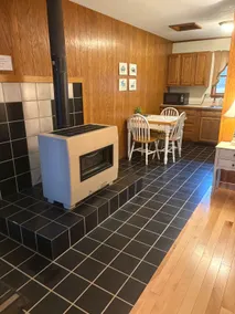 Black Bear Bungalow - Image 4