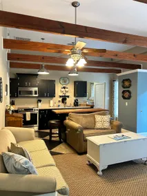 The Carriage House - Image 2