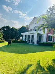 Celestial Resorts, 3 Bedroom Luxury Villa - Image 4