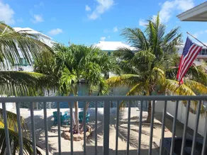 R & K's Marathon Paradise 2/2 Duplex w / 35` Dock & Cabana Club Inclus - Image 4