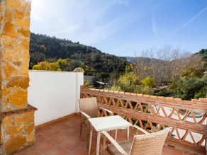 Rustic house with views in the Lecrin Valley - Image 4
