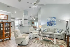 Seahorse - Beautiful Beach House with Private Pool & Heated Spa! - Image 2
