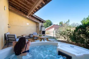 Nature Gîte with Hot Tub and Pool for 8 people – Les Cottages du Tarn - Image 3