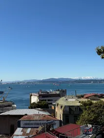 loft with sea view and garden in Valparaíso - Image 2