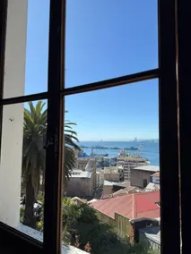 loft with sea view and garden in Valparaíso - Image 4