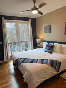 Black Mtn Luxury Suite at SIBS Mountain Retreat - Image 3