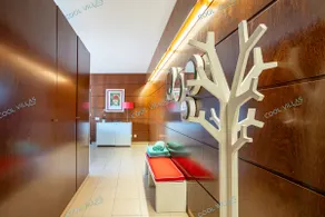 Ocean's Nest - walking distance to beach - Image 5