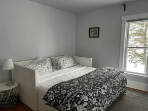 Bright airy 2 bedroom apartment - Yellow Door - Image 4
