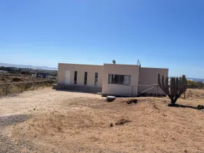 Country house with an ocean view - Image 2
