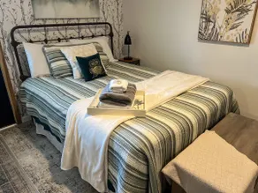 Blended Threads: Barn Stay -cozy & stylish, ND!!! - Image 3