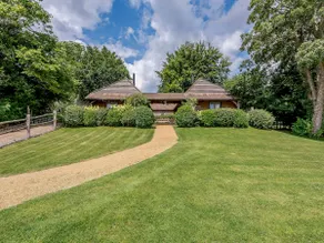 Castlemans Stables East - Image 1