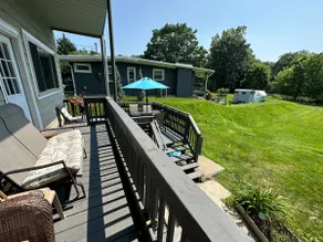 Scenic, Comfy Riverfront Haven-3Bdrm - Image 3
