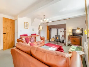 HOLLOW CREEK COTTAGE - 28012 - Image 3