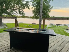 Stunning 6-bed Lakefront Home on Nettle Lake ! - Image 5