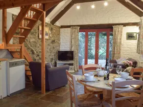 Beats Cottage - Image 2