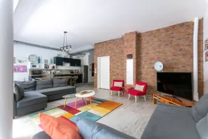 Spacious New Yorker Loft 2 BR 3 Showers with Patio - Image 3