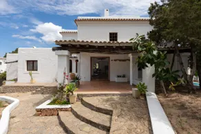 Magnificent Villa with Private Pool in San Antonio - Image 3