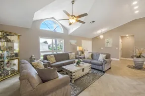 Quiet waterfront home with pool, dock and bicycles - Image 2