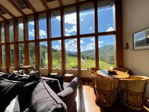 Luxe Vail Chalet · Sleeps 12 · Hot Tub + Views - Image 4