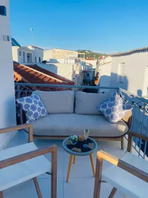 Mikri Gonia Gorgeous townhouse Skiathos Old Port - Image 4
