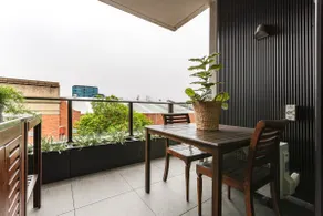 Premium Apartment in Camberwell Junction - Image 4