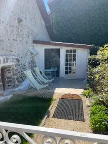 Quiet country cottage, independent chalet style, 1 bedroom - Image 2