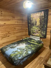 Quiet country cottage, independent chalet style, 1 bedroom - Image 5