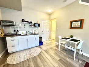 5 Minutes walk to beach! Cozy/private unit - Image 4